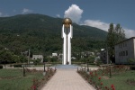 Памятник войнам, павшим в ОВ 1992-1993 гг. Гагрского района 